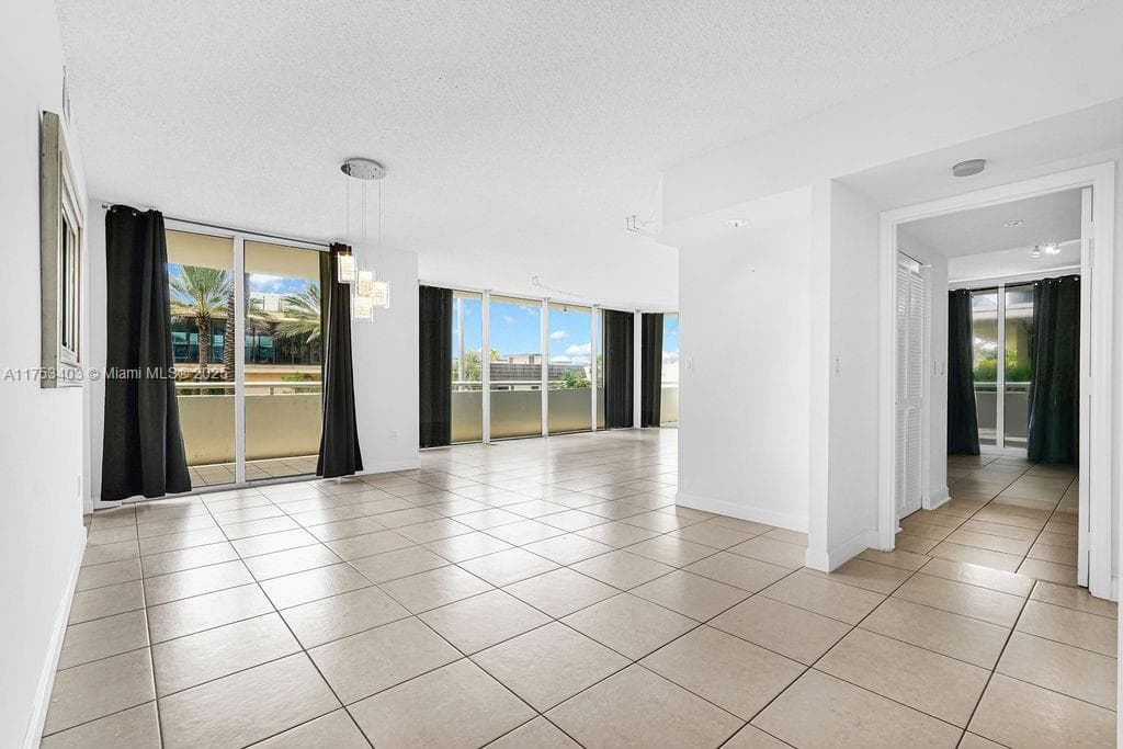 8925 Collins Ave # 2E, Surfside FL 33154 — 10
