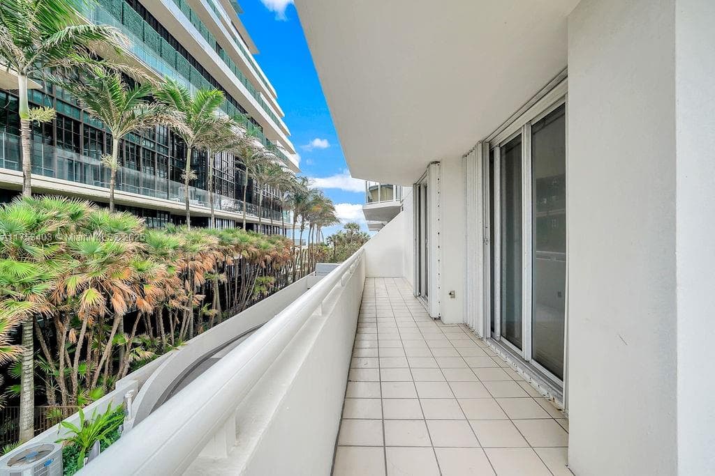 8925 Collins Ave # 2E, Surfside FL 33154 — 37