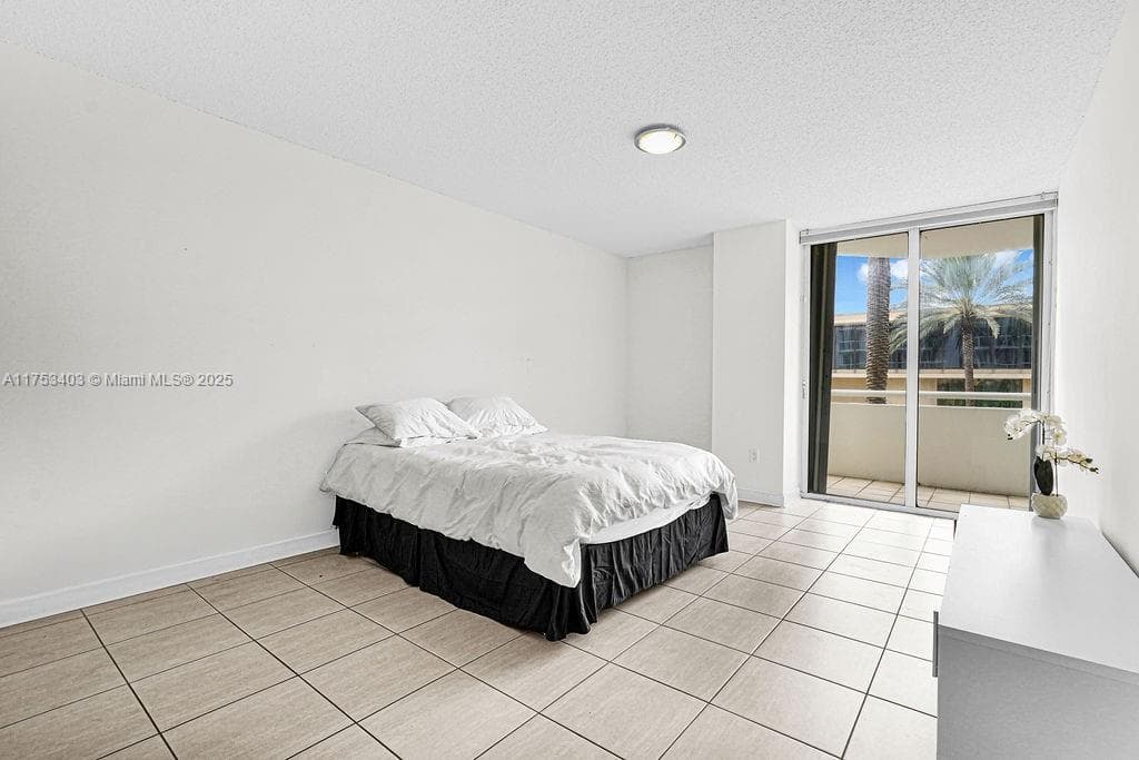 8925 Collins Ave # 2E, Surfside FL 33154 — 19