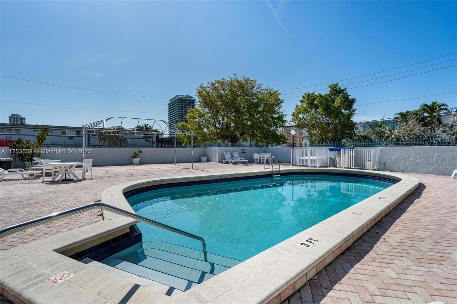 7300 Wayne Ave # 317, Miami Beach FL 33141 — 23