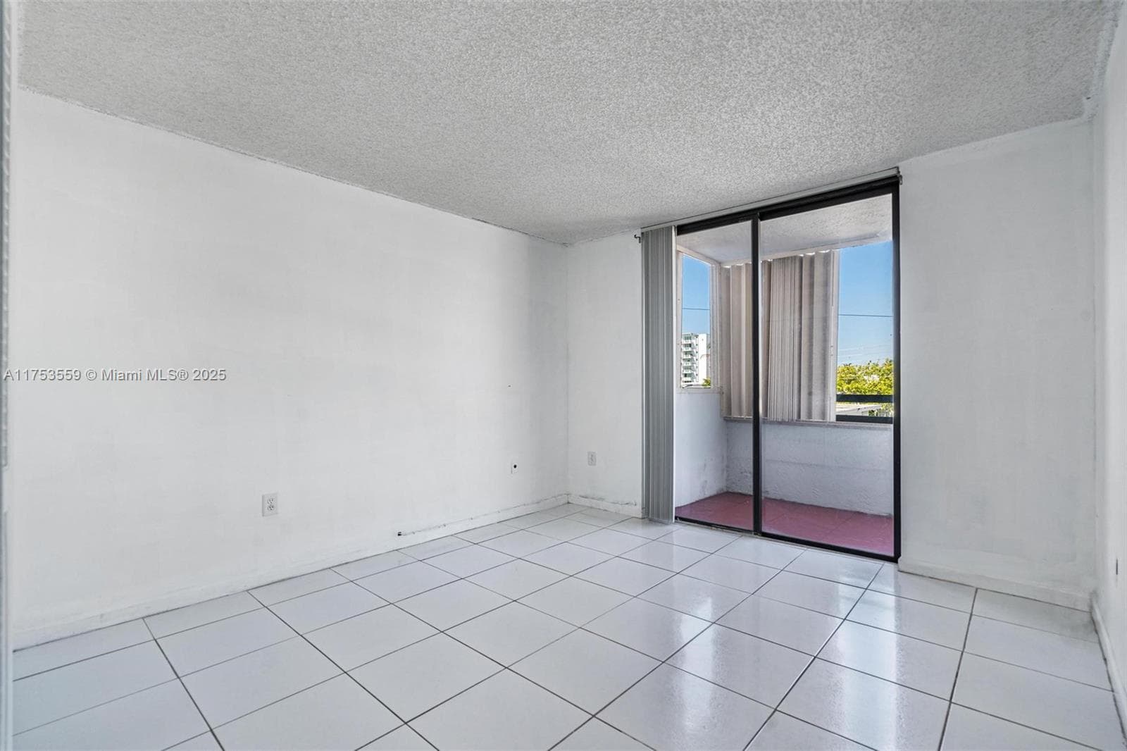 7300 Wayne Ave # 317, Miami Beach FL 33141 — 12