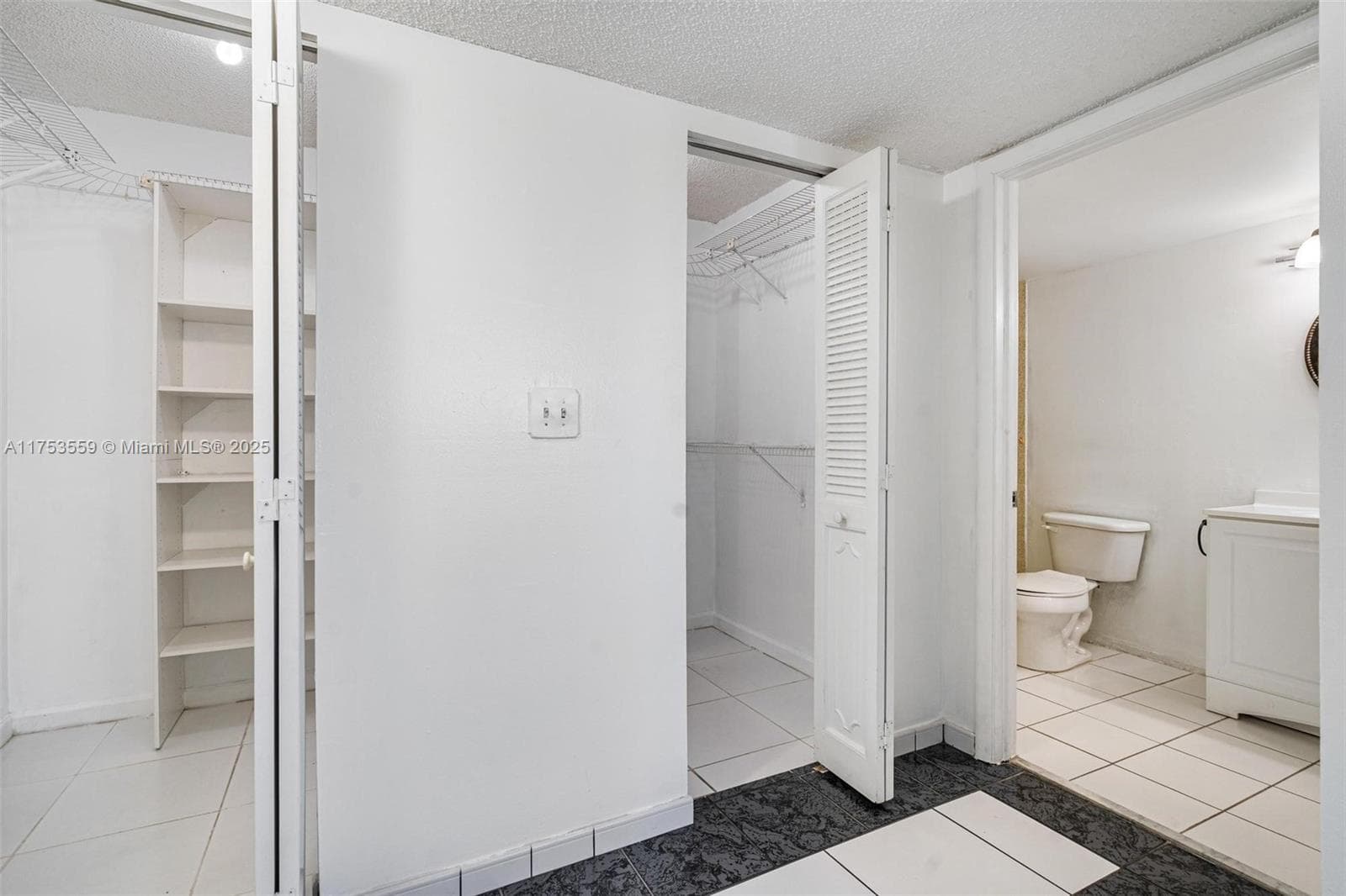 7300 Wayne Ave # 317, Miami Beach FL 33141 — 14