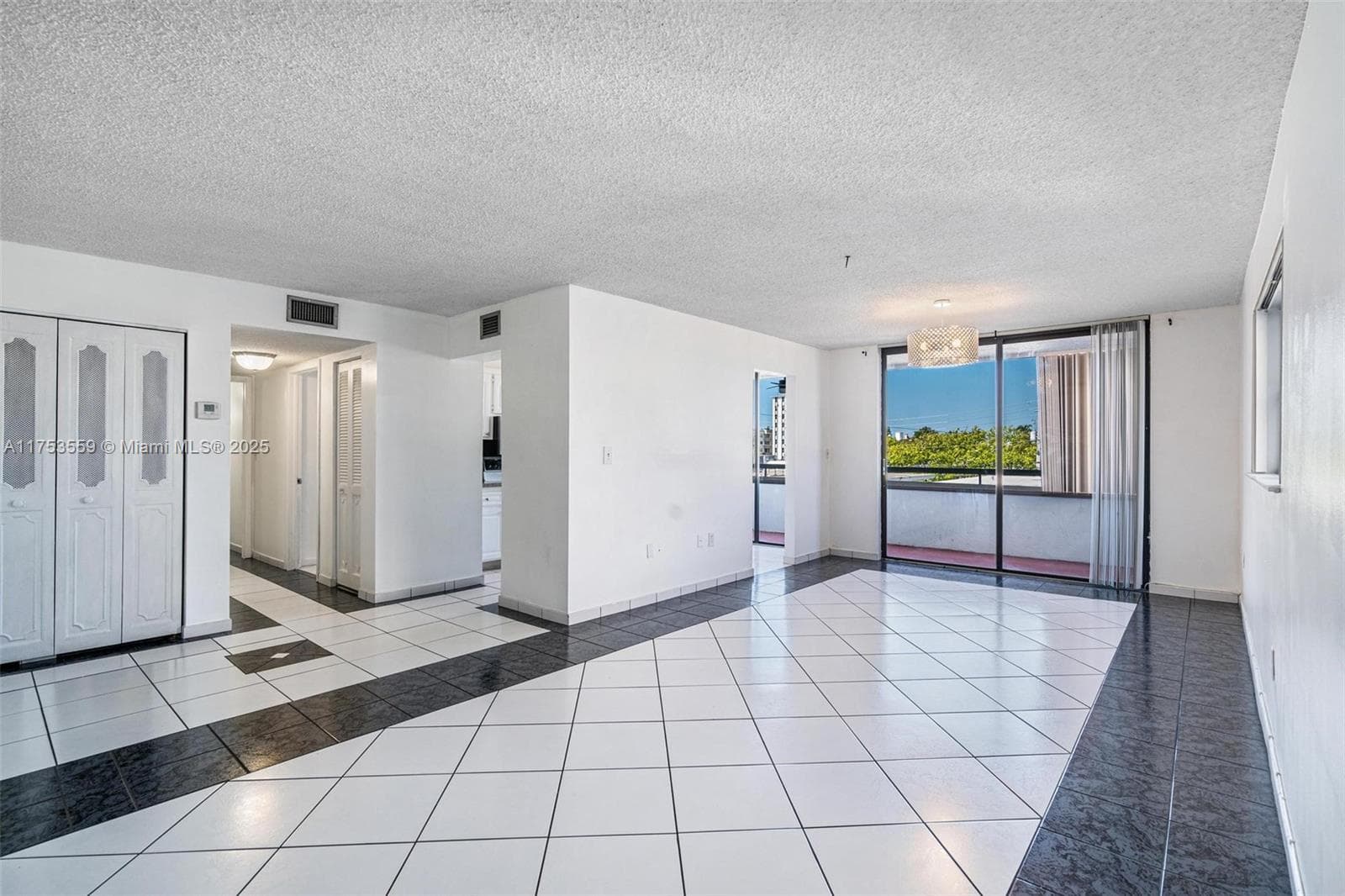 7300 Wayne Ave # 317, Miami Beach FL 33141 — 4
