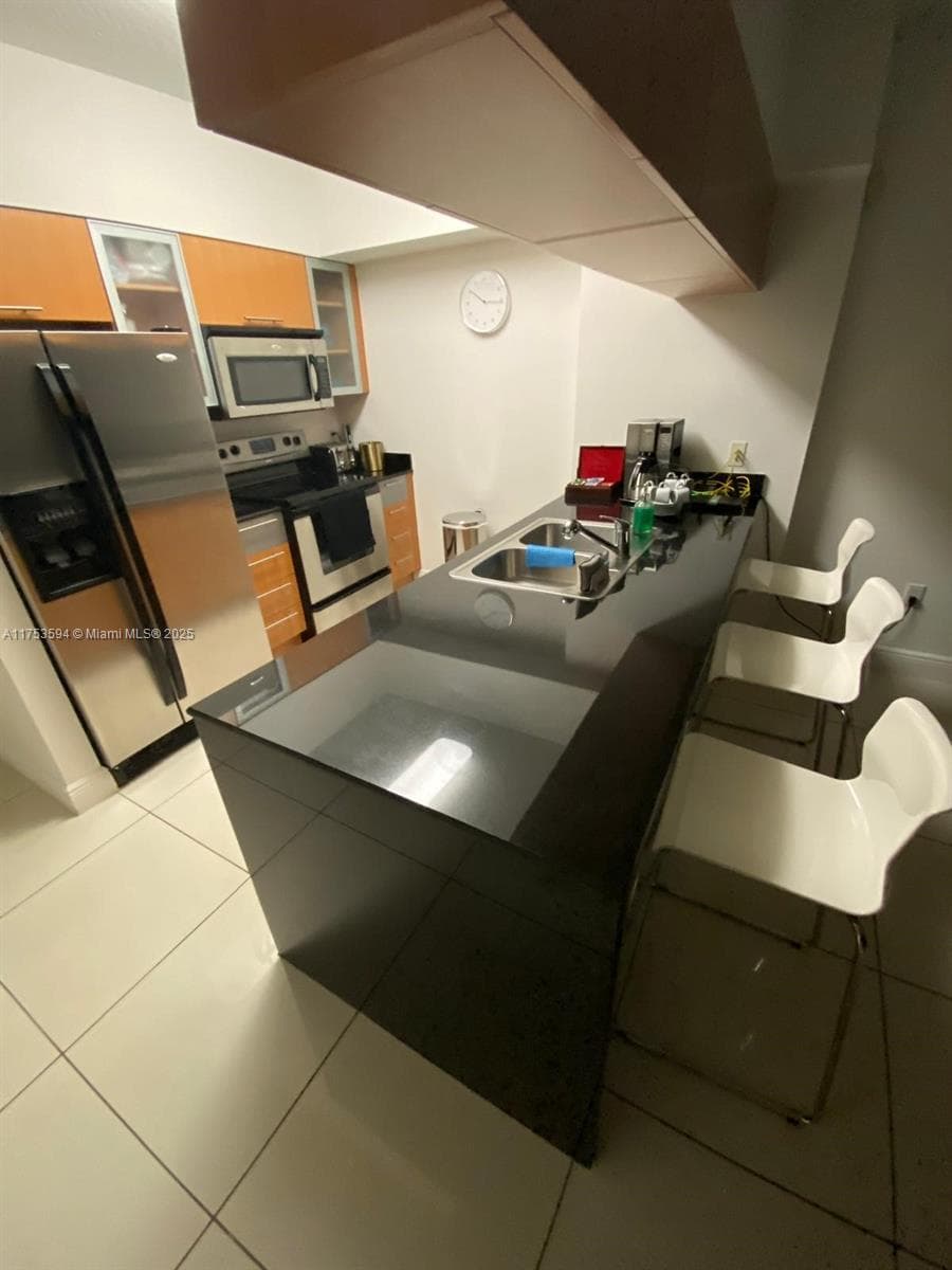 1750 N Bayshore Dr # 2905, Miami FL 33132 — 5