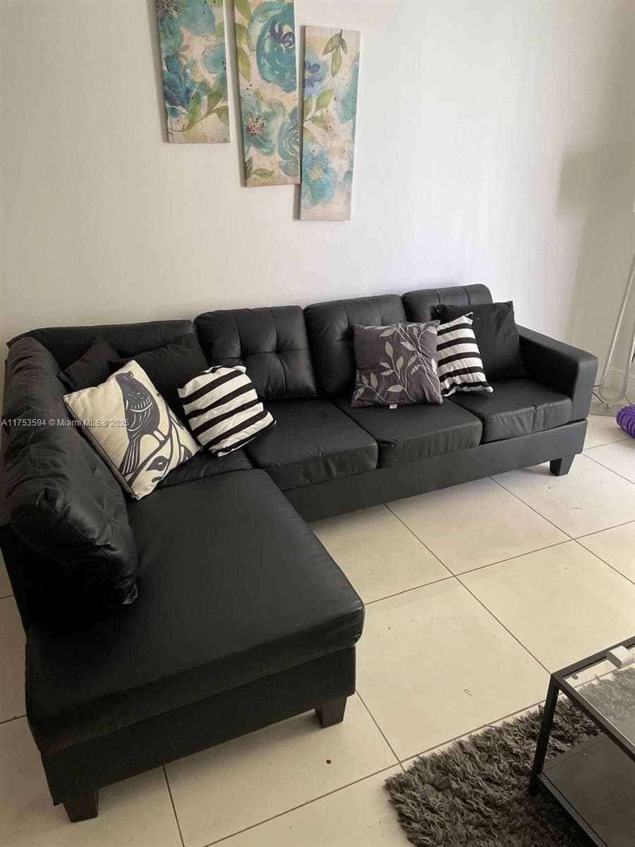 1750 N Bayshore Dr # 2905, Miami FL 33132 — 11