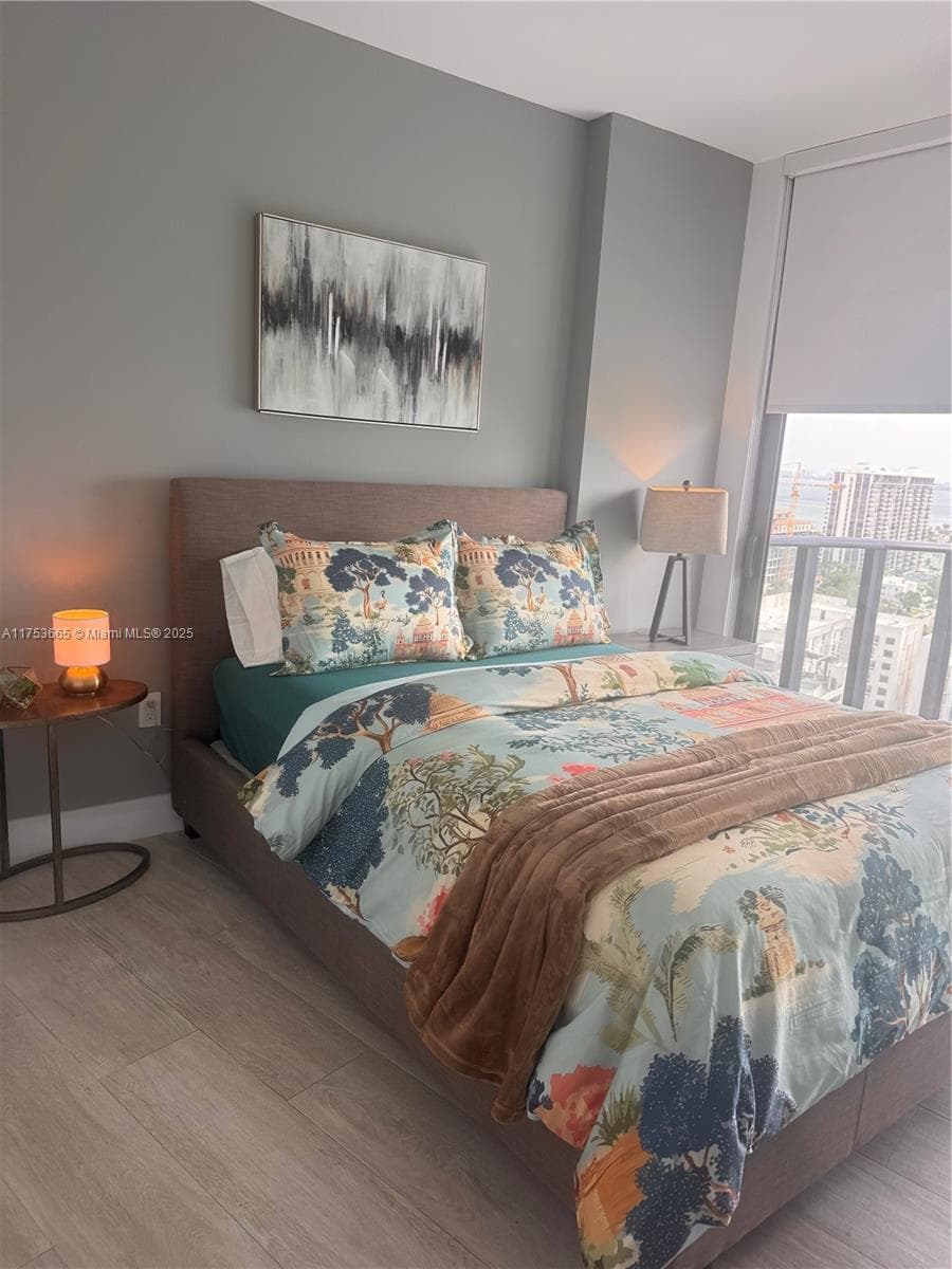 121 NE 34th St # 1904, Miami FL 33137 — 19