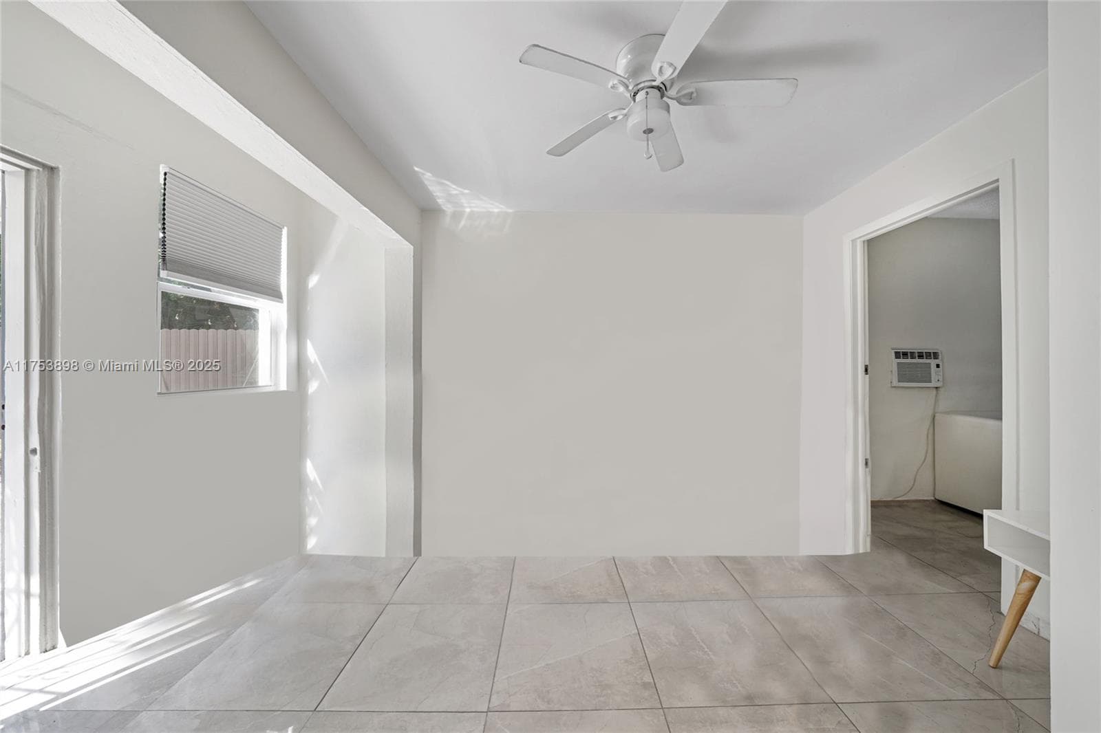 4727 NE 1st Ct, Miami FL 33137 — 27