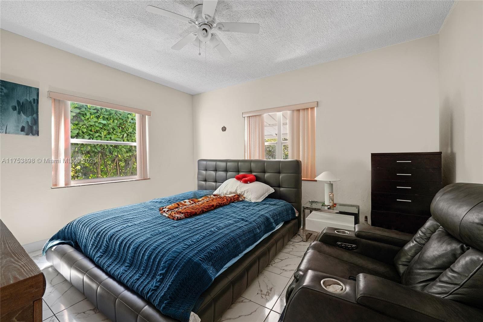 4727 NE 1st Ct, Miami FL 33137 — 19