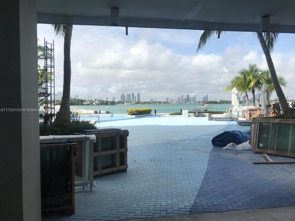 1000 West Ave # 908, Miami Beach FL 33139 — 23