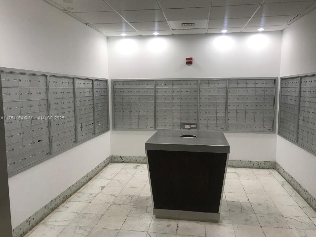 1000 West Ave # 908, Miami Beach FL 33139 — 17