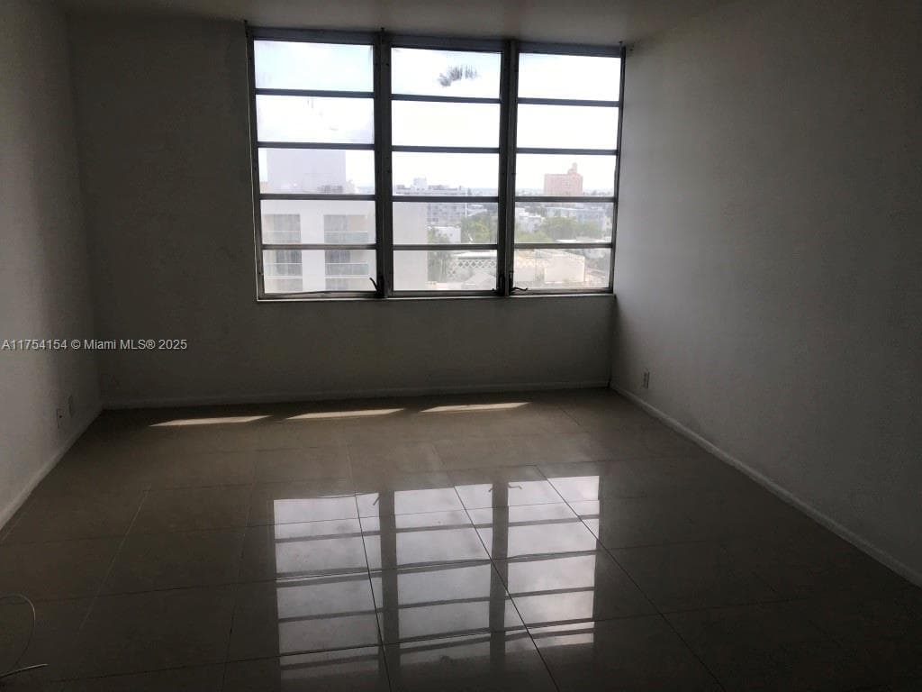 1000 West Ave # 908, Miami Beach FL 33139 — 5