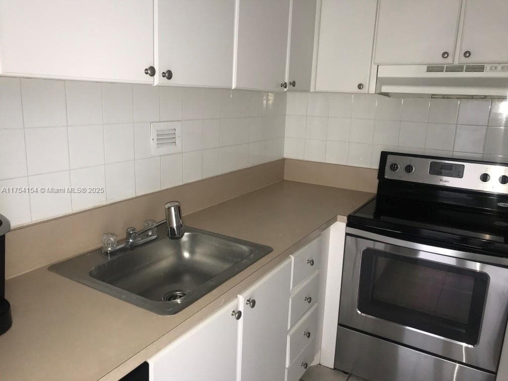1000 West Ave # 908, Miami Beach FL 33139 — 9