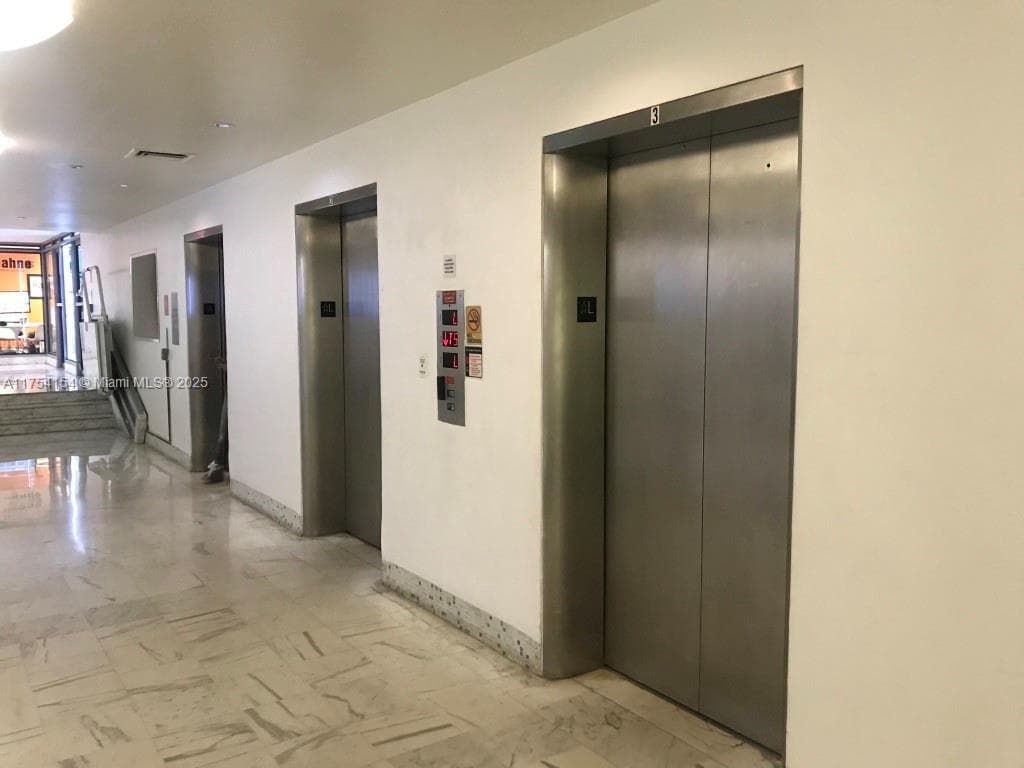 1000 West Ave # 908, Miami Beach FL 33139 — 18