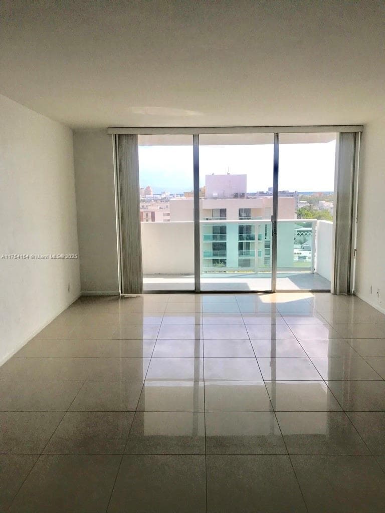 1000 West Ave # 908, Miami Beach FL 33139 — 4