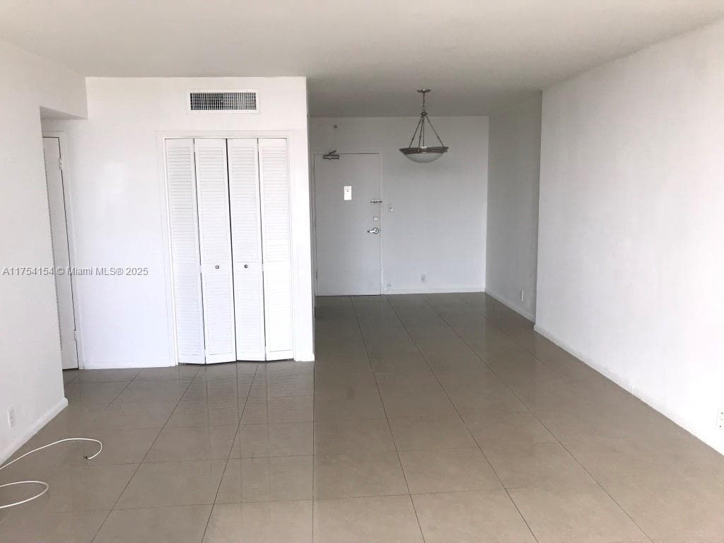 1000 West Ave # 908, Miami Beach FL 33139 — 8