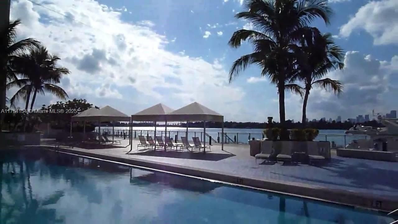 1000 West Ave # 908, Miami Beach FL 33139 — 21