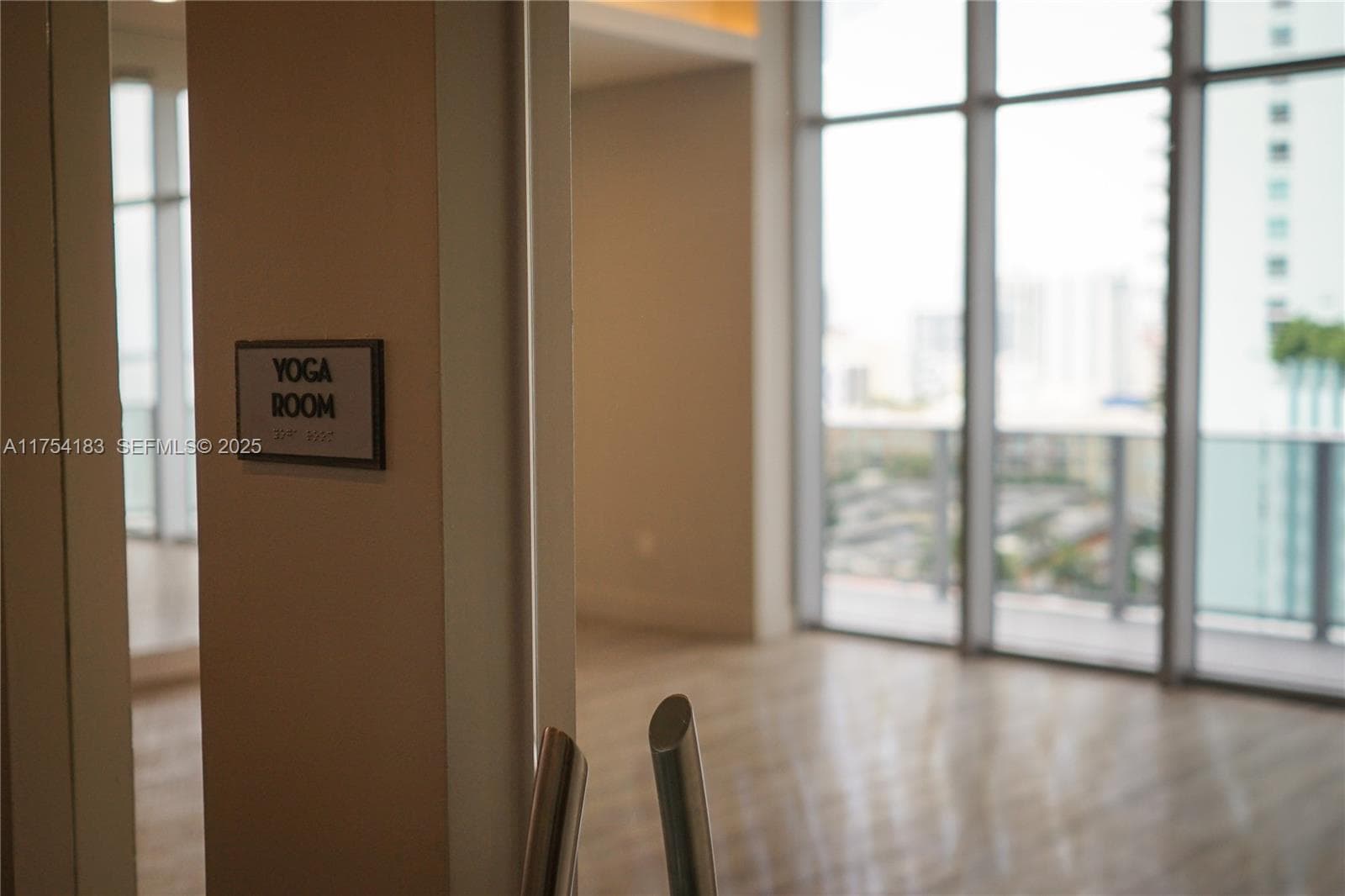 488 NE 18 St # 1809, Miami FL 33132 — 34