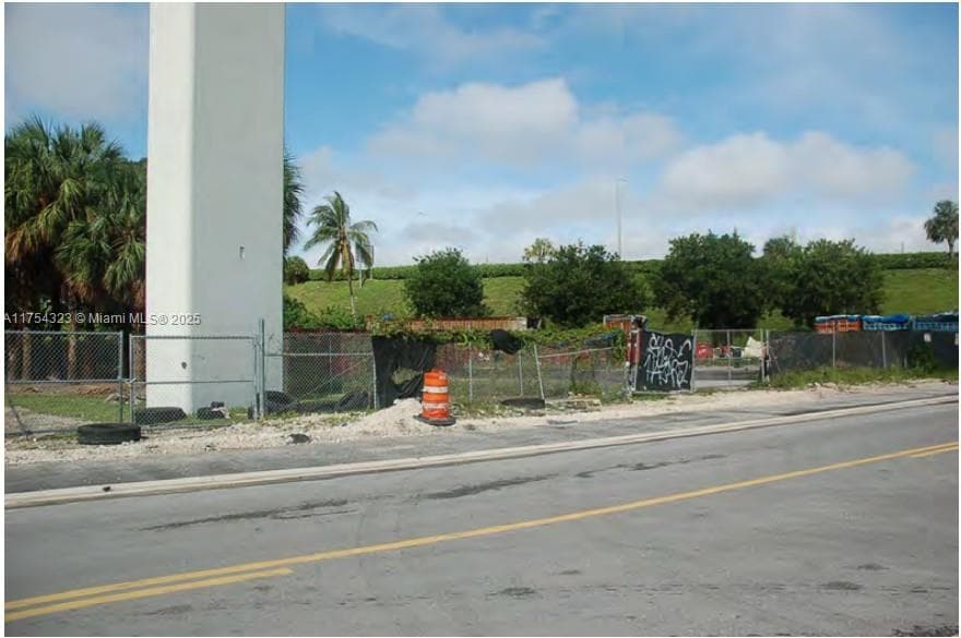 3632 NW 37 Avenue, Miami FL 33142 — 4