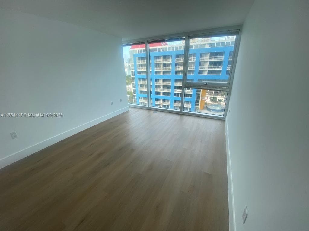 2101 Brickell Ave # 1401, Miami FL 33129 — 6