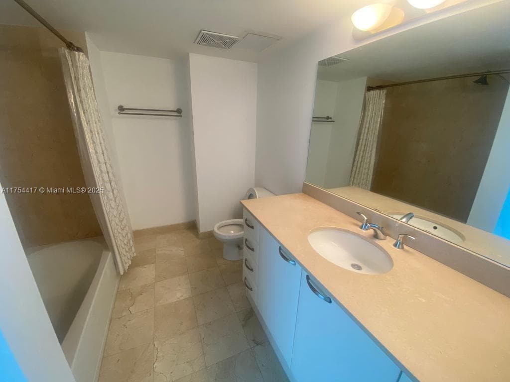 2101 Brickell Ave # 1401, Miami FL 33129 — 7