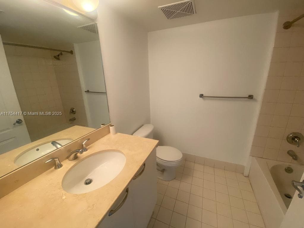 2101 Brickell Ave # 1401, Miami FL 33129 — 3