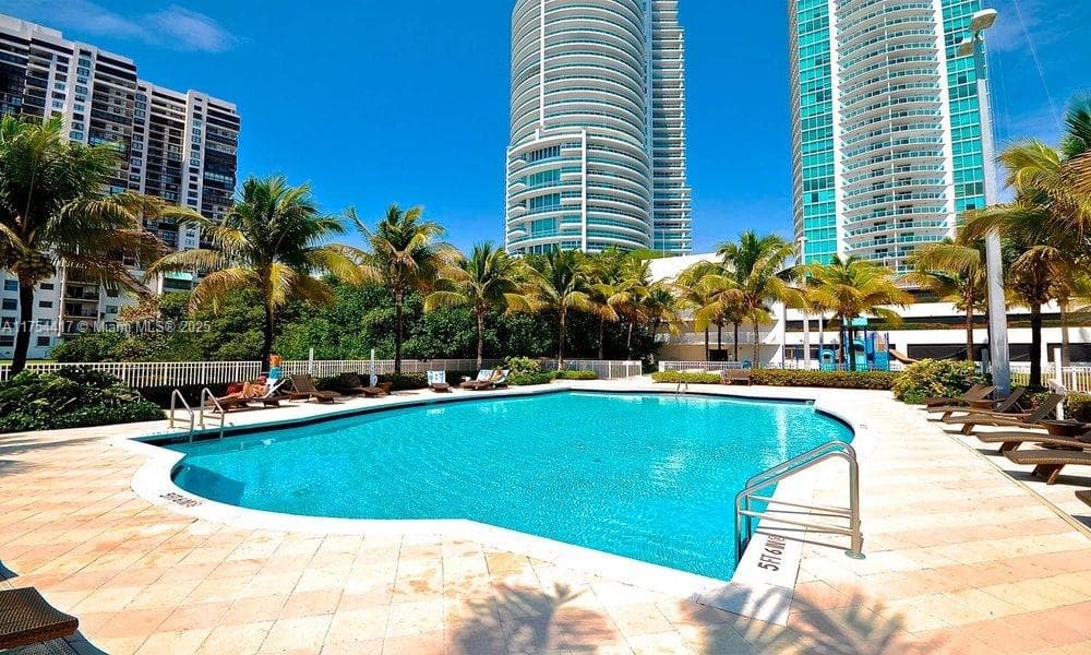 2101 Brickell Ave # 1401, Miami FL 33129 — 14