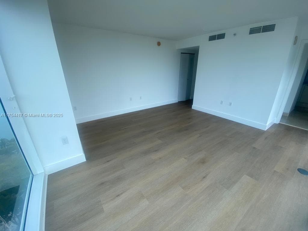 2101 Brickell Ave # 1401, Miami FL 33129 — 8