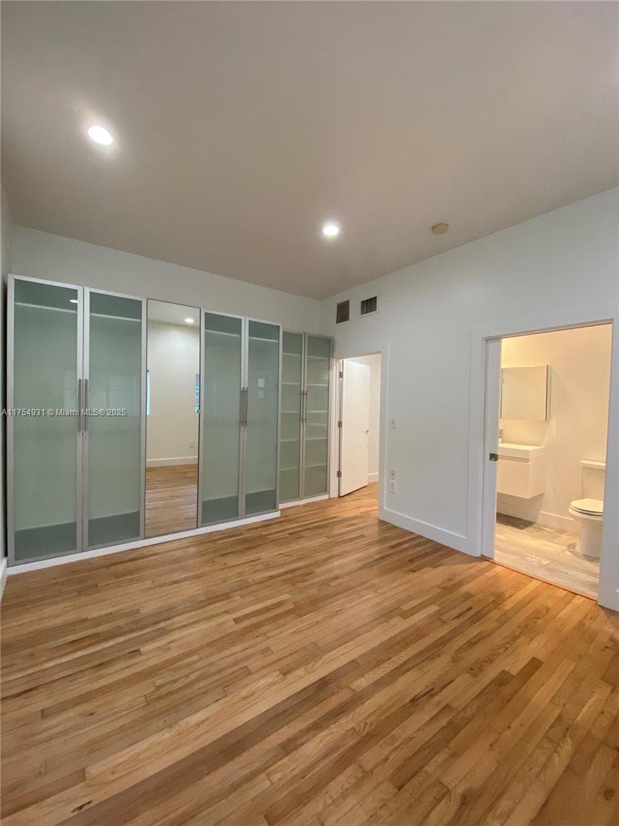 929 Michigan Ave # 5, Miami Beach FL 33139 — 18