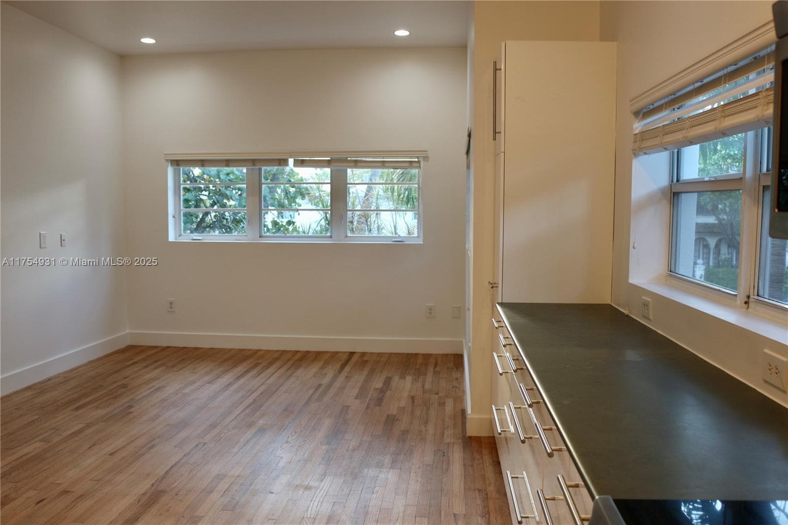 929 Michigan Ave # 5, Miami Beach FL 33139 — 35