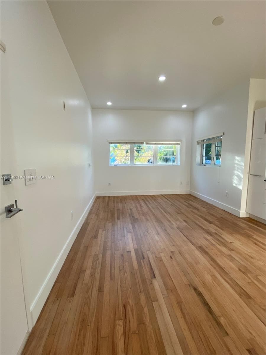 929 Michigan Ave # 5, Miami Beach FL 33139 — 21