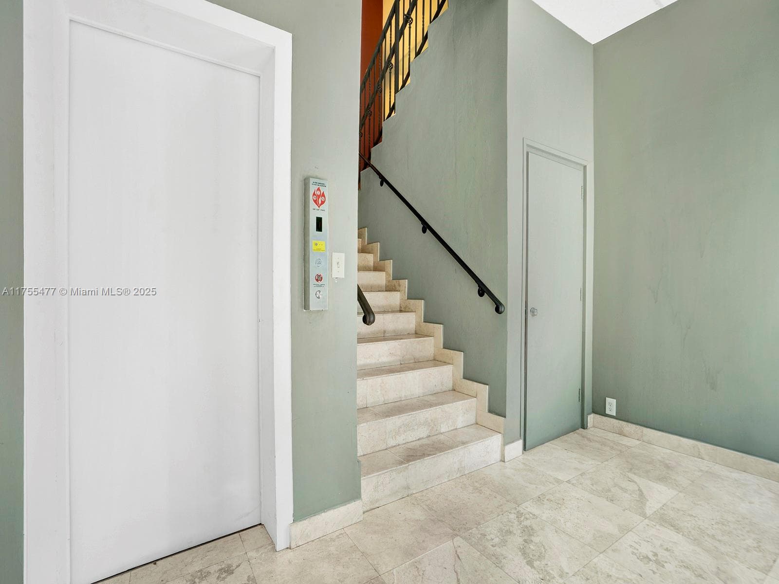 4070 Laguna St, Coral Gables FL 33146 — 6