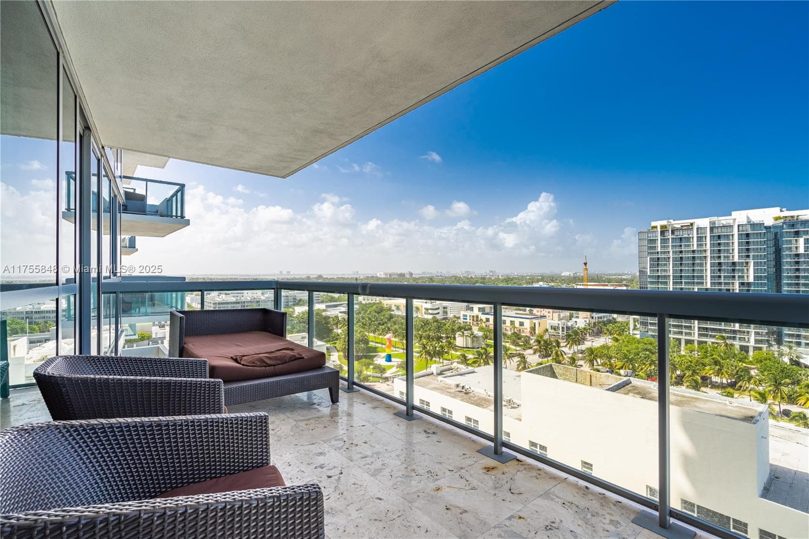 101 20, Miami Beach FL 33139 — 43