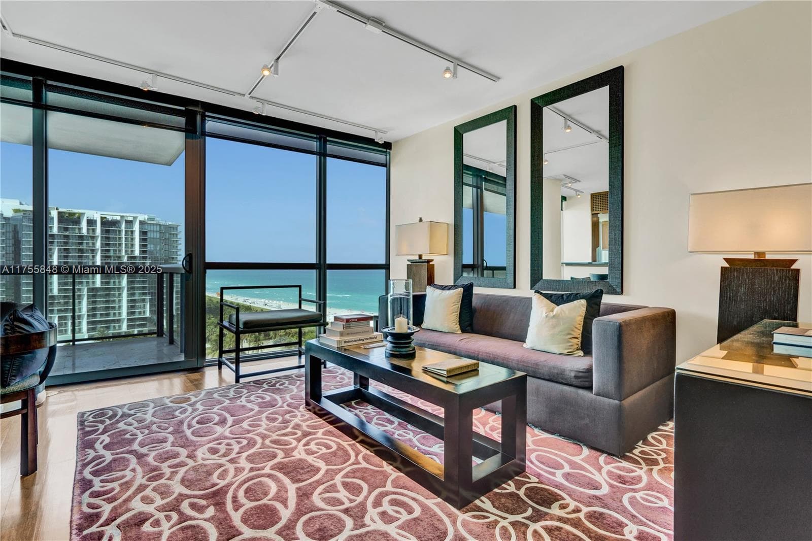 101 20, Miami Beach FL 33139 — 28