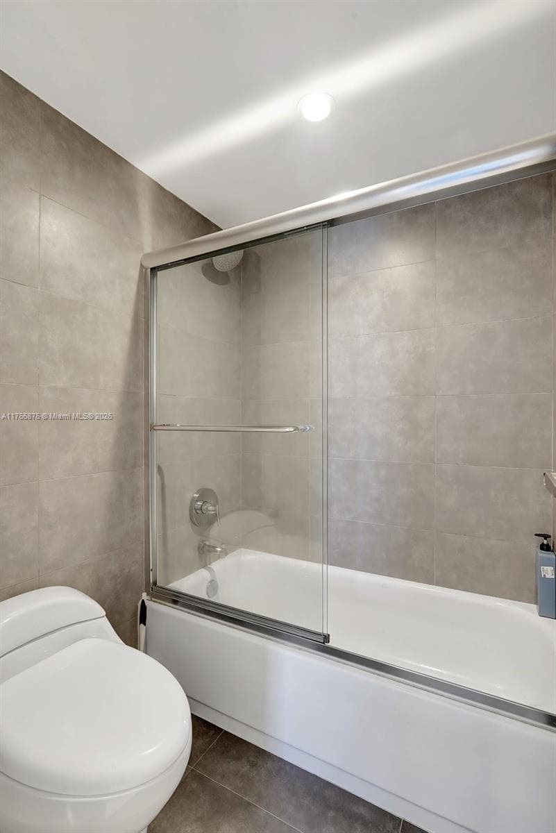 3675 N Country Club Dr # 2310, Aventura FL 33180 — 36