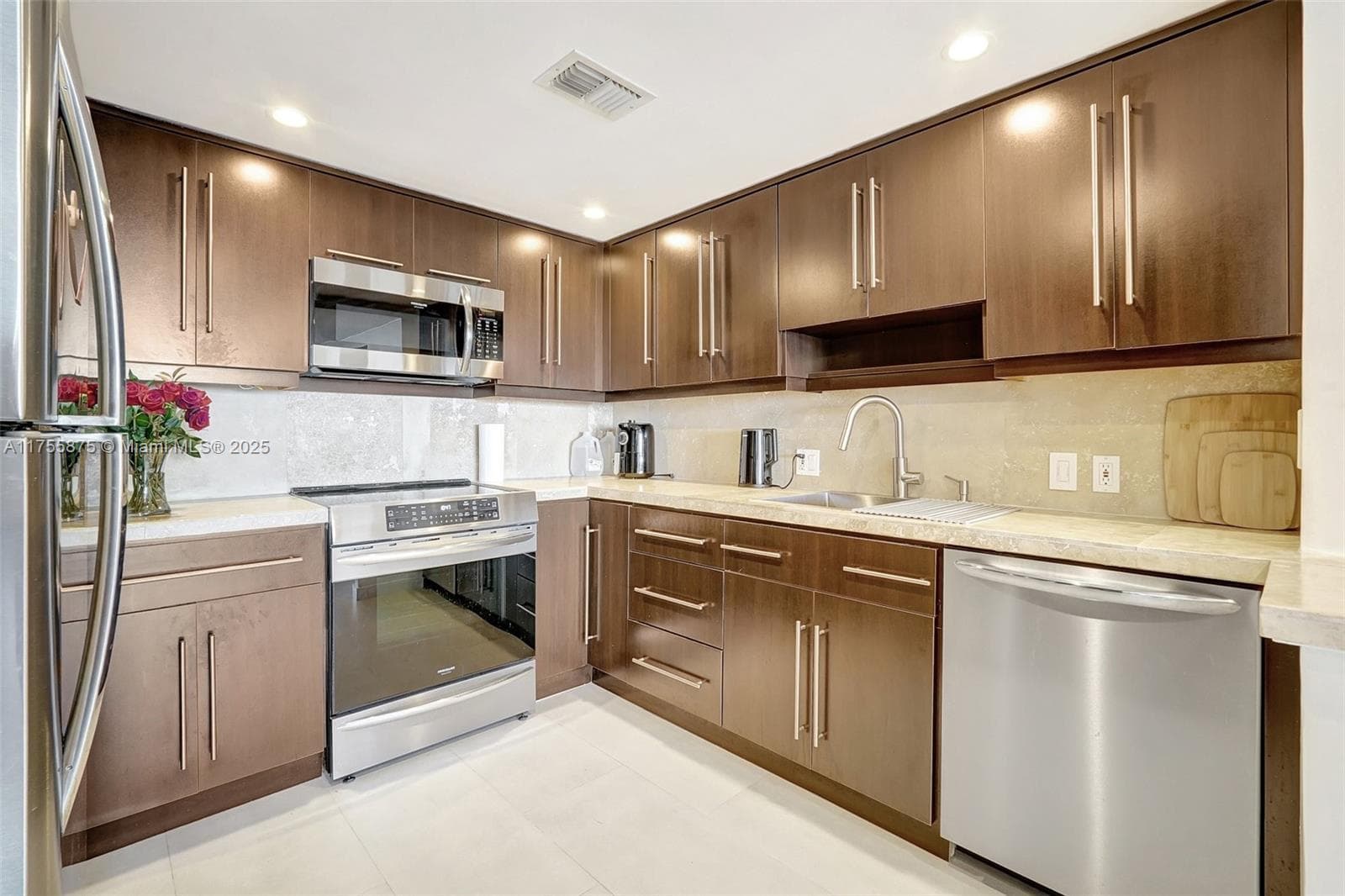 3675 N Country Club Dr # 2310, Aventura FL 33180 — 20