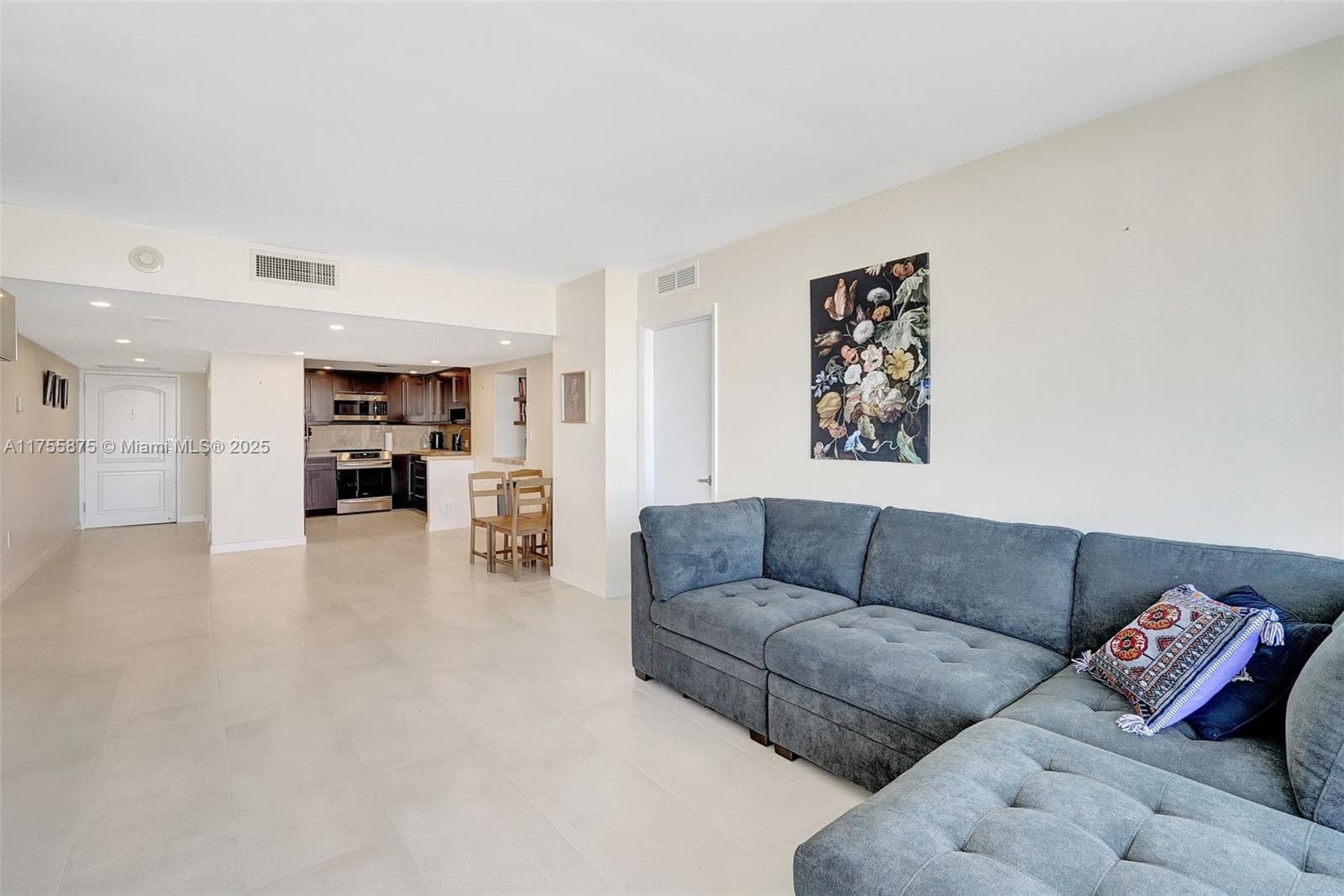 3675 N Country Club Dr # 2310, Aventura FL 33180 — 14