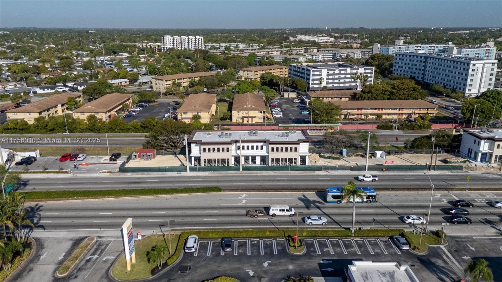 20200 SW S Dixie highway, Cutler Bay FL 33189 — 32
