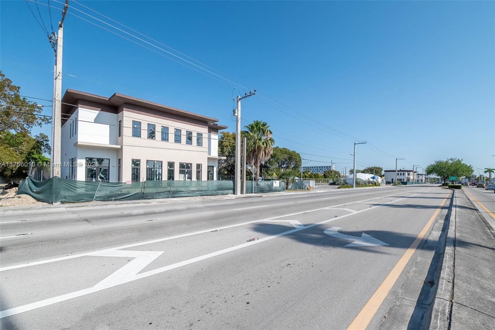 20200 SW S Dixie highway, Cutler Bay FL 33189 — 15