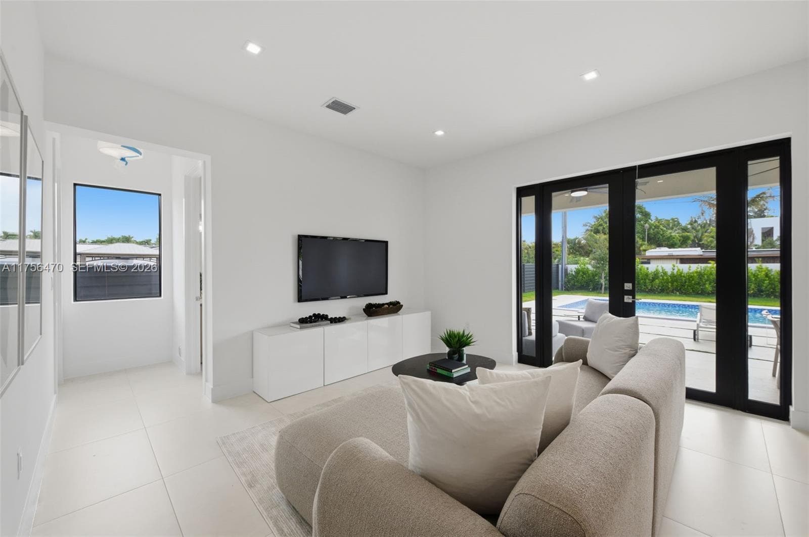 2725 SW 65th Ave, Miami FL 33155 — 10