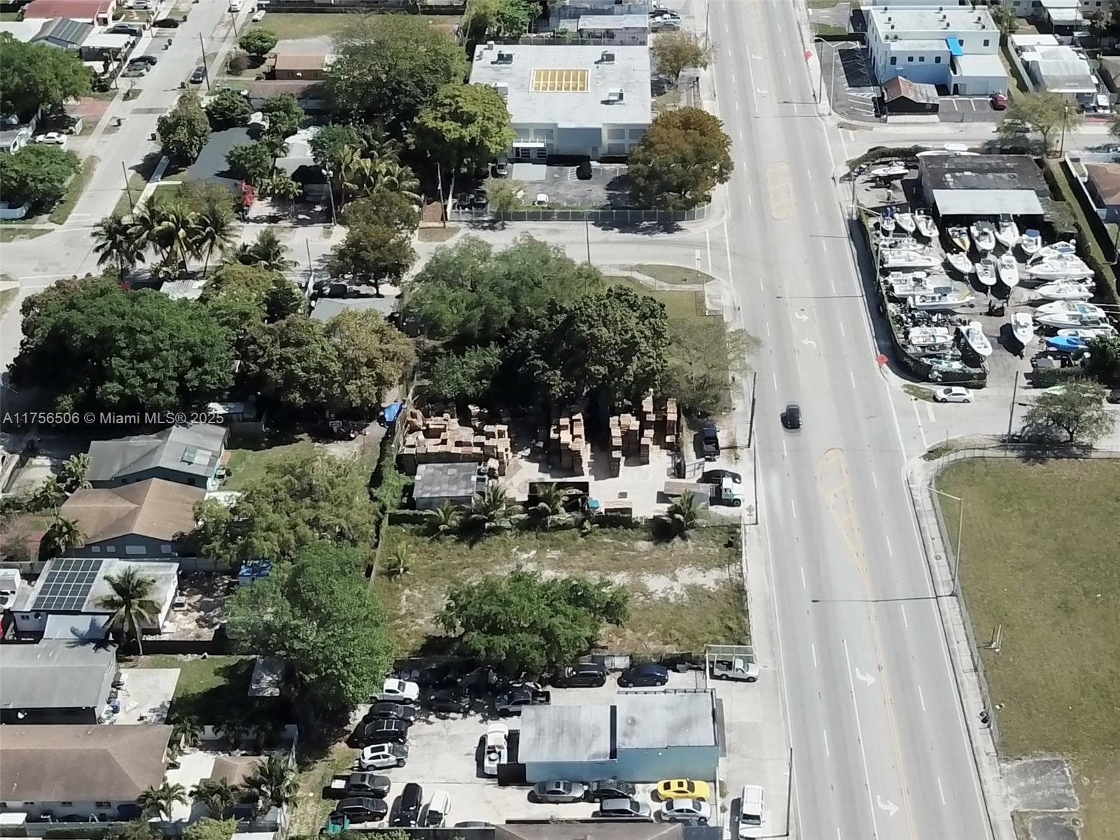 3013 NW 54th St, Miami FL 33142 — 12