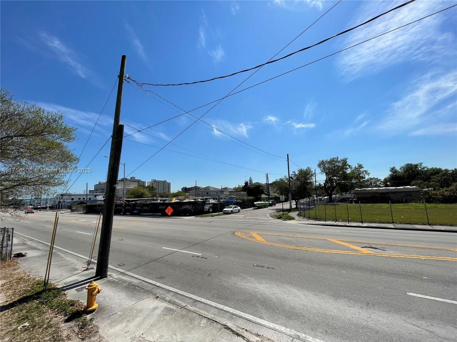 3013 NW 54th St, Miami FL 33142 — 3
