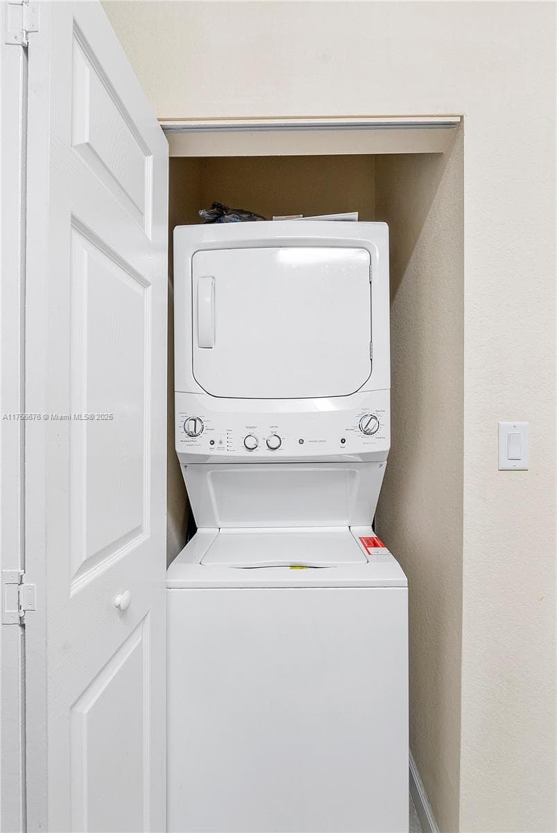142 SE 28th Ter # 11, Homestead FL 33033 — 22