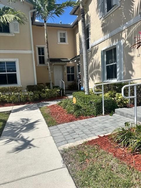 142 SE 28th Ter # 11, Homestead FL 33033 — 5