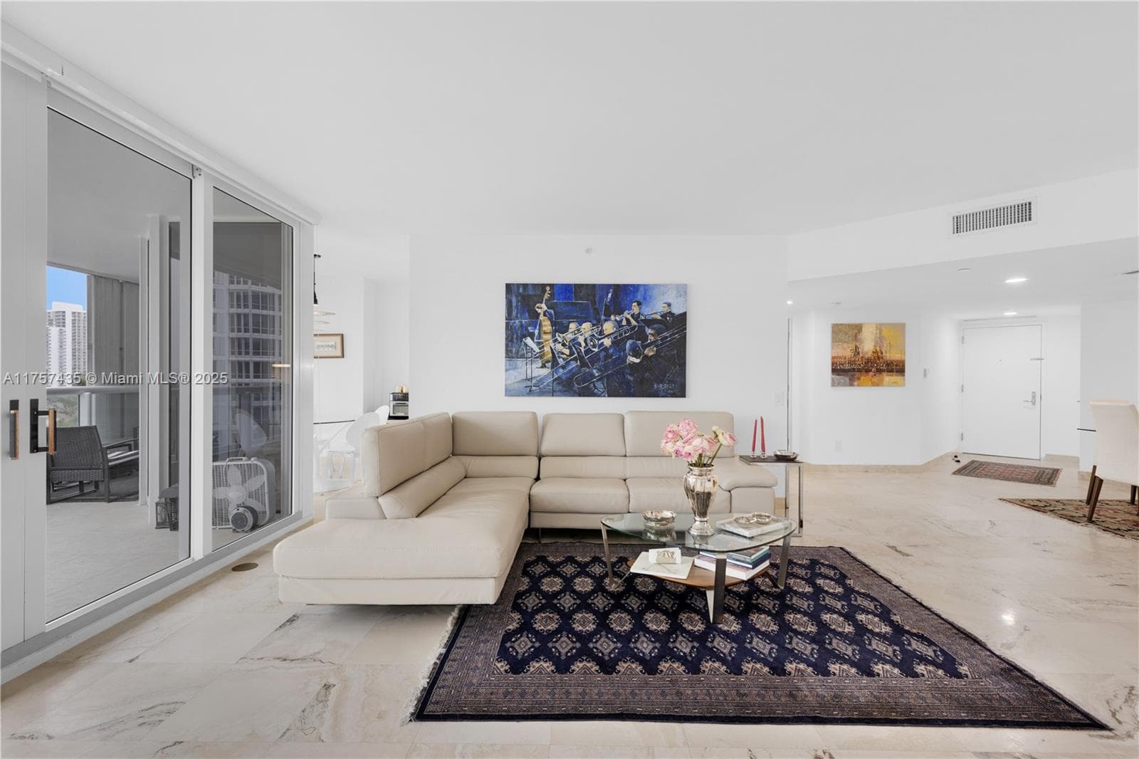 21055 Yacht Club Dr # 902, Aventura FL 33180 — 1