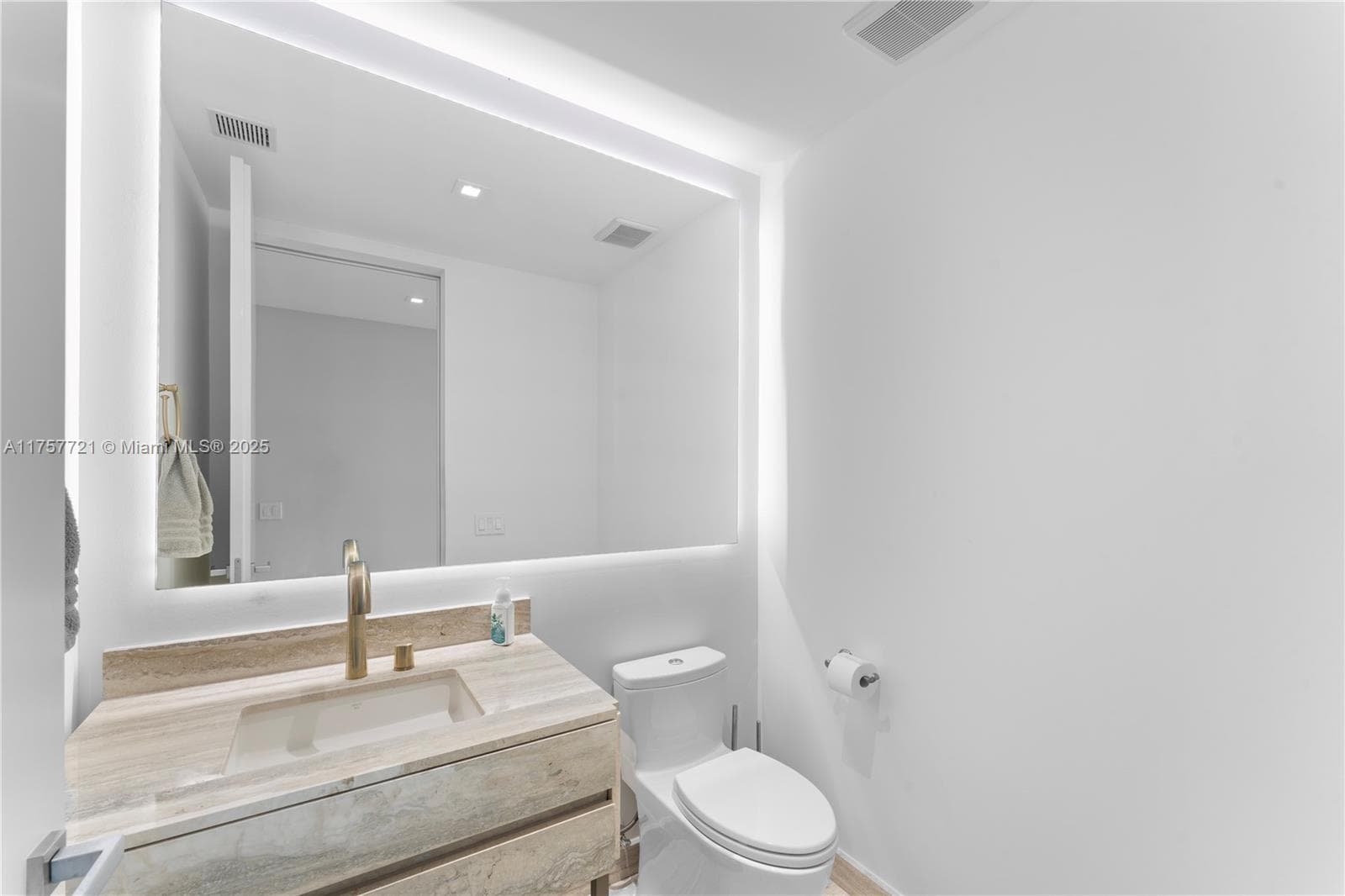 18975 Collins Ave # 3703, Sunny Isles Beach FL 33160 — 43