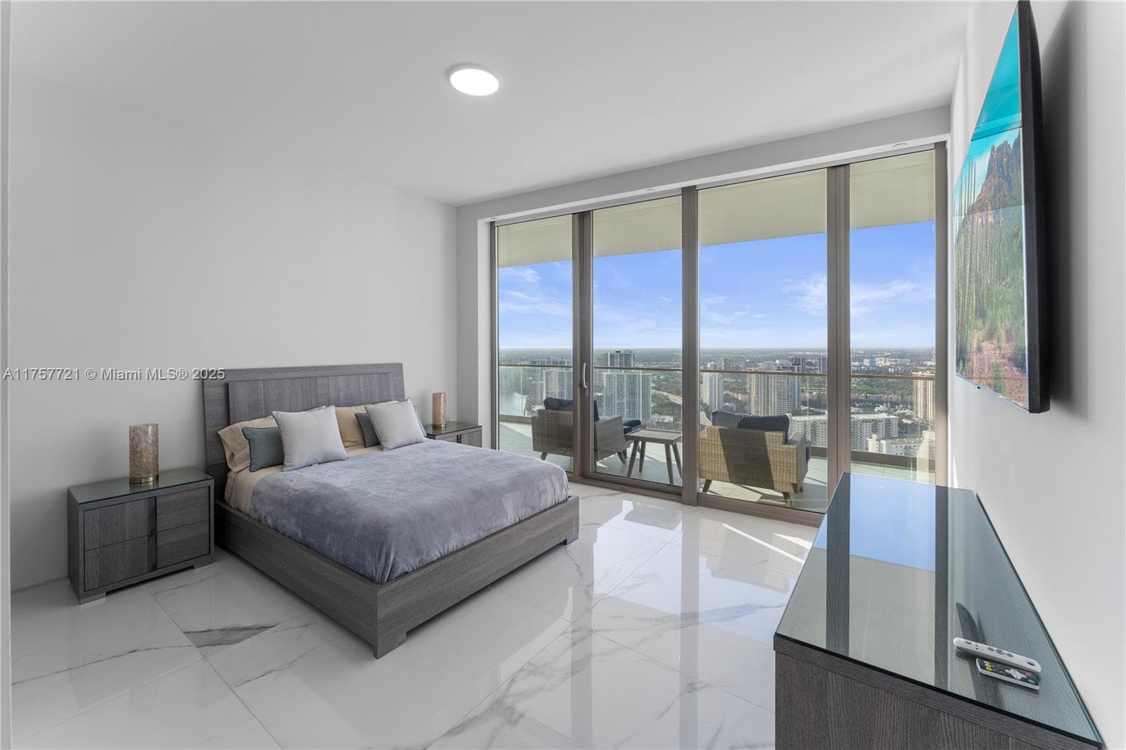 18975 Collins Ave # 3703, Sunny Isles Beach FL 33160 — 37