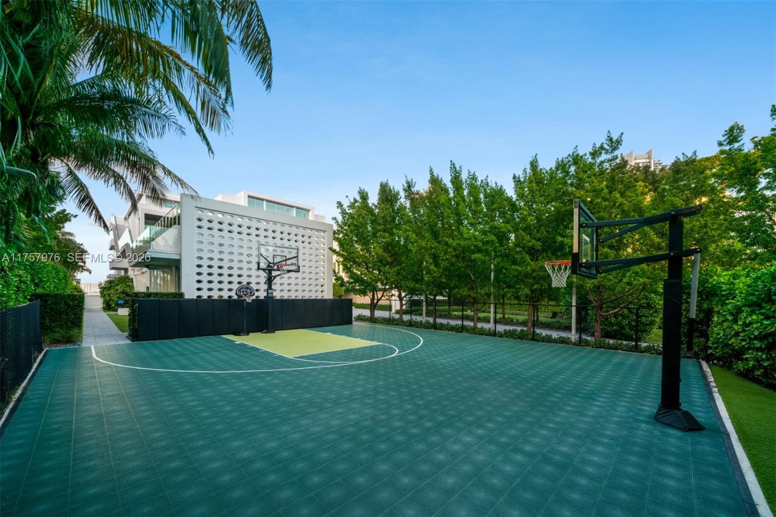 284 Bal Bay Dr, Bal Harbour FL 33154 — 23