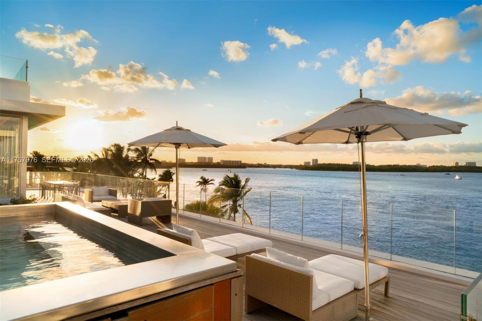 284 Bal Bay Dr, Bal Harbour FL 33154 — 3