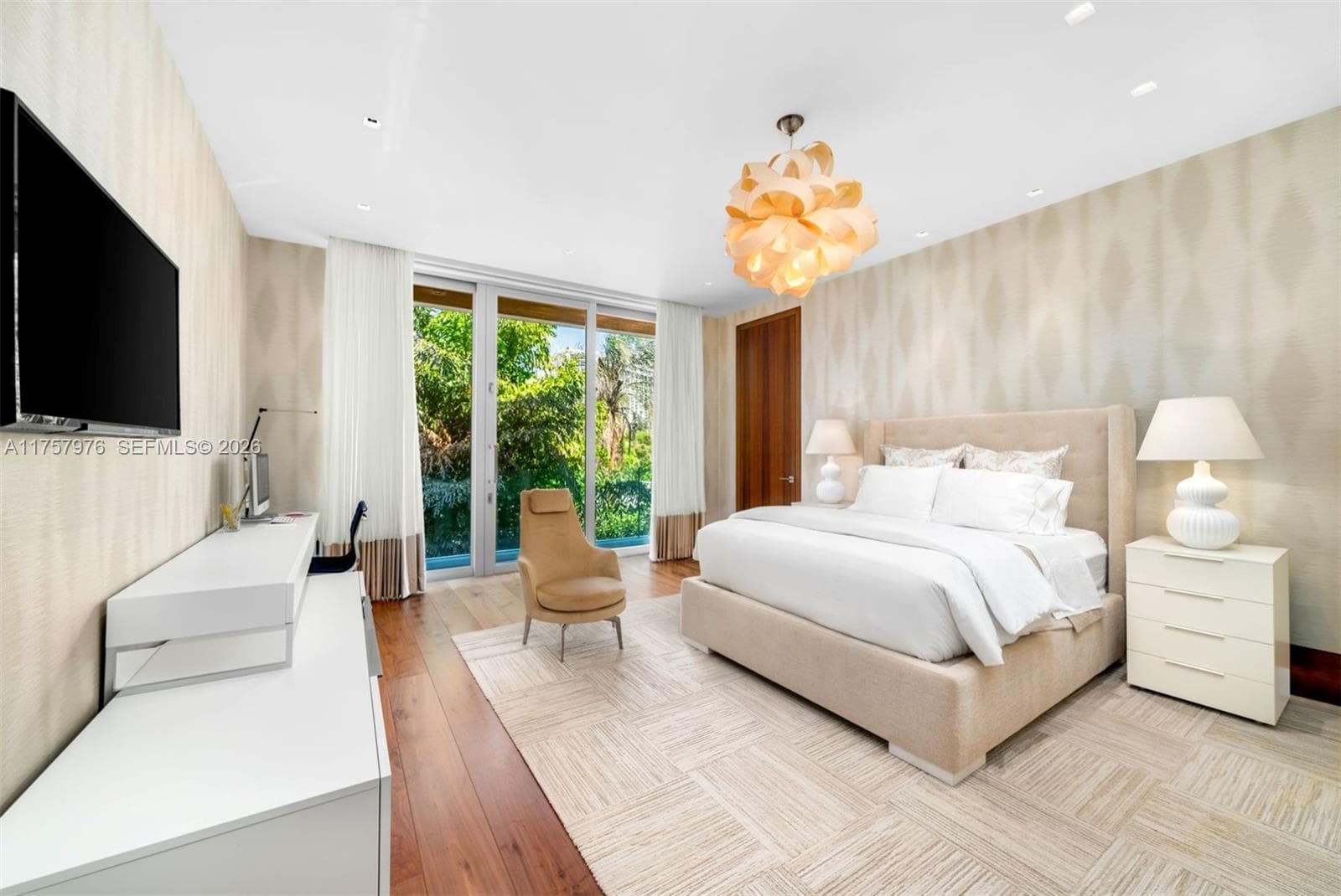 284 Bal Bay Dr, Bal Harbour FL 33154 — 29