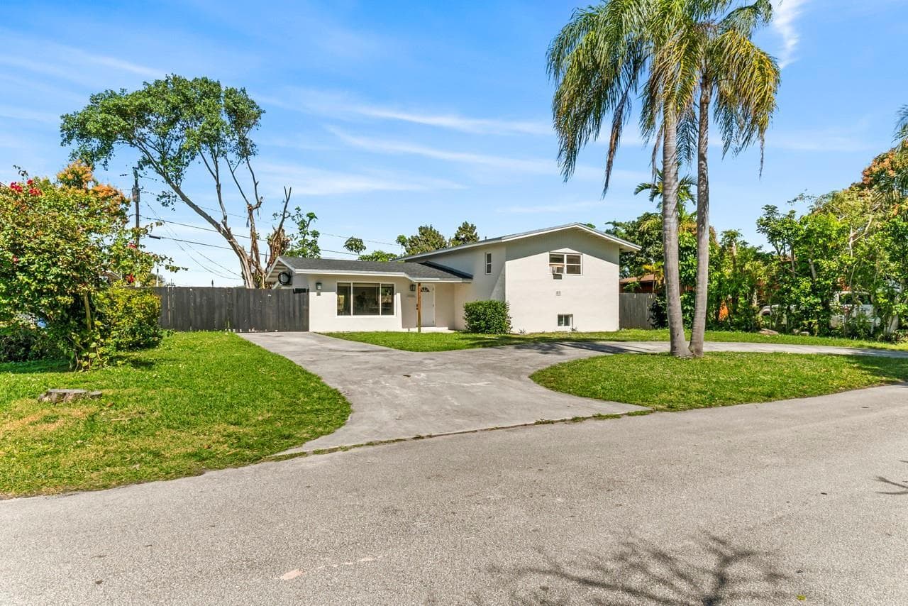 1215 NE 200th Street, Miami FL 33179 — 1